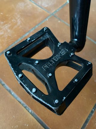 Bicicleta BMX negra Cuadro original manillarruedas