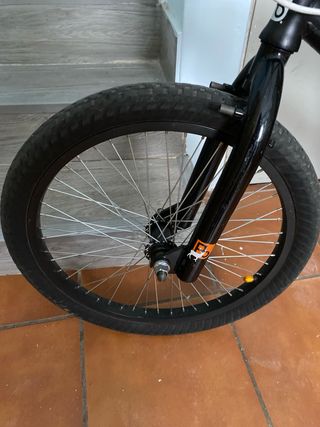Bicicleta BMX negra Cuadro original manillarruedas