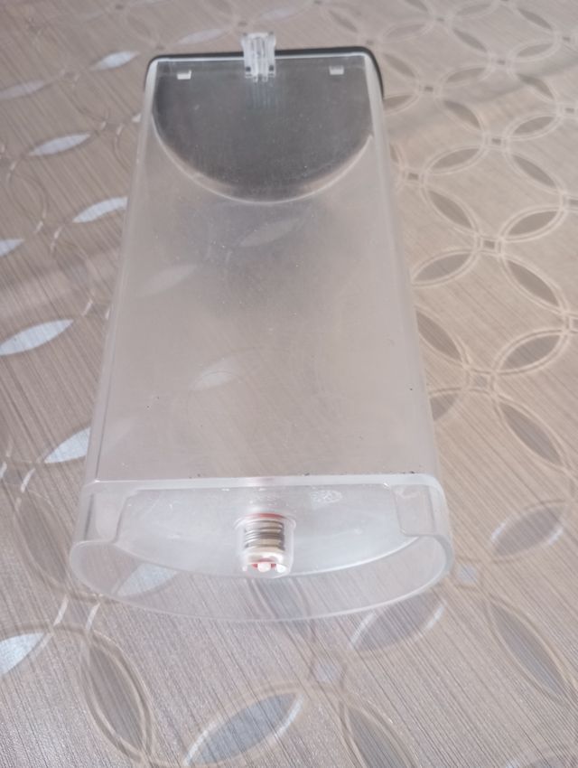 Depósito agua Nespresso krups 