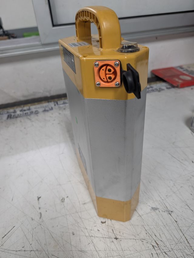 Batería Litio Transpaleta 24V 28AH NUEVA