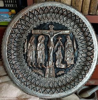 Piatto decorativo crocifissione persiano.