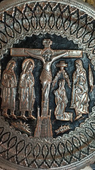 Piatto decorativo crocifissione persiano.