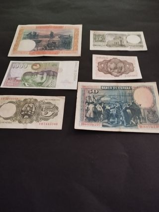 Billetes españoles antiguos: 100, 5, 1000 pesetas