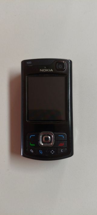 Telefoni Nokia N80 Free Black, C2 e 311 Orange