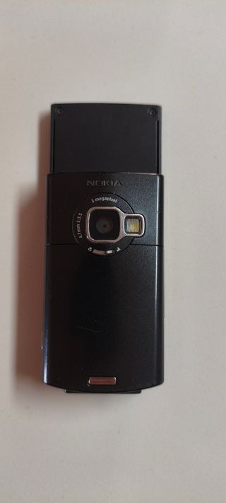 Telefoni Nokia N80 Free Black, C2 e 311 Orange