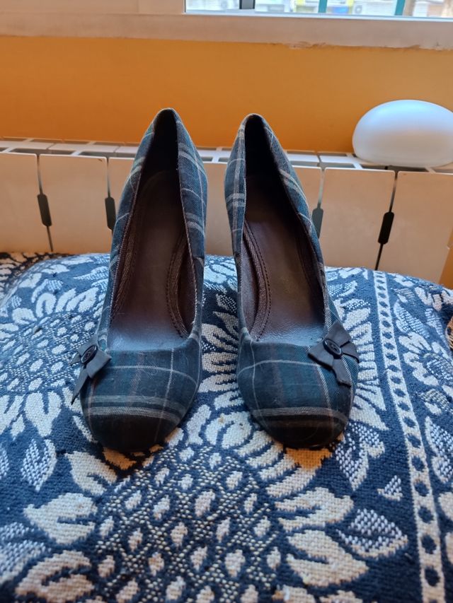 Zapatos de tacón talla 39