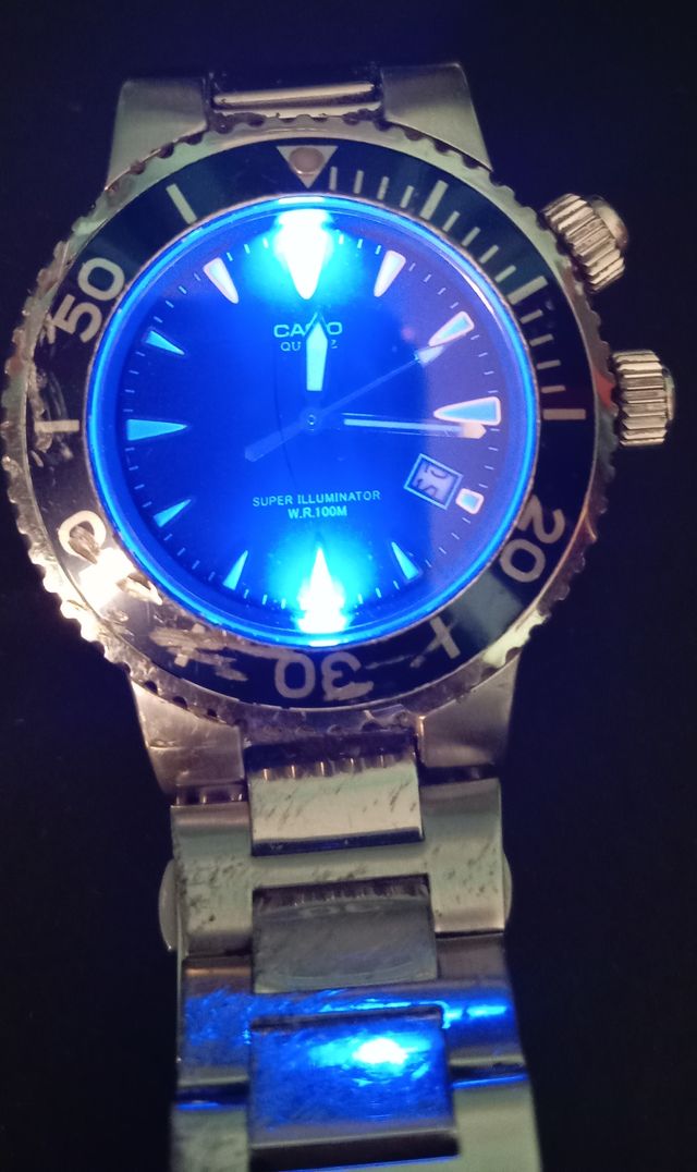 Orologio Casio MTD-1048 Super Illuminator