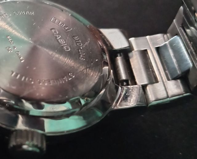 Orologio Casio MTD-1048 Super Illuminator