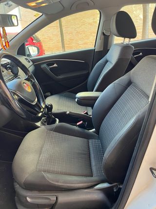 Volkswagen Polo 2014