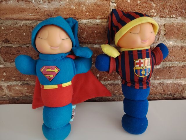 Bambole Gusyluz Superman e FC Barcelona