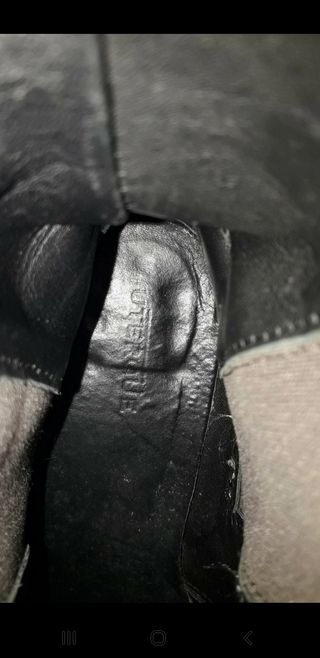 Botas Uterqüe grises
Ante 