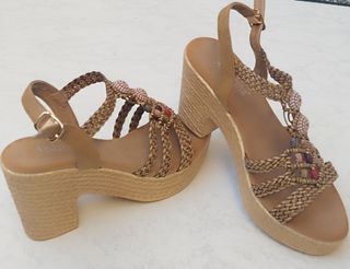 SANDALIAS TACÓN Y PLATAFORMA MUJER