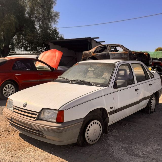 Despiece Opel Kadett 1.6S