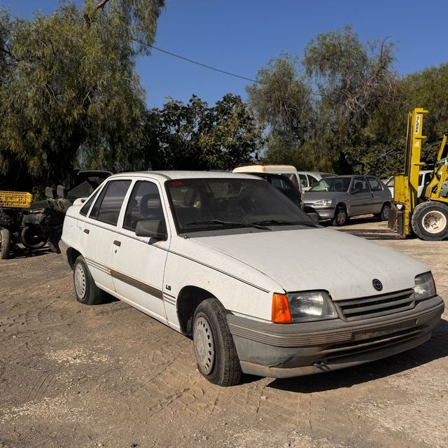 Despiece Opel Kadett 1.6S