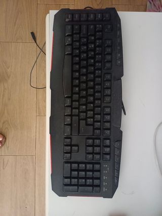 Teclado Krom Negro y Rojo