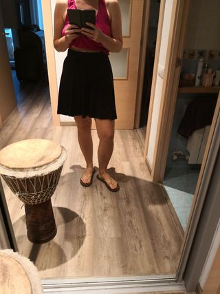 Falda corta negra Talla L/40