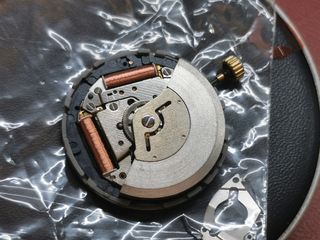 Movimento + Dial per orologi Seiko Kinetic. -