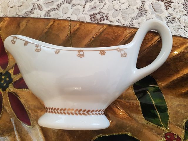 Salsiera Thun in porcellana bianca