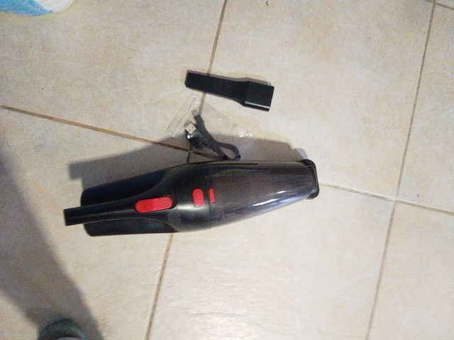 Aspiradora de mano recargable