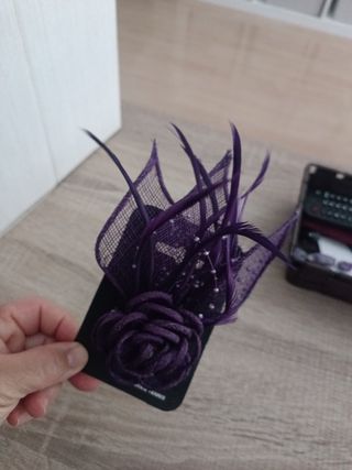 Tocado/Broche Morado