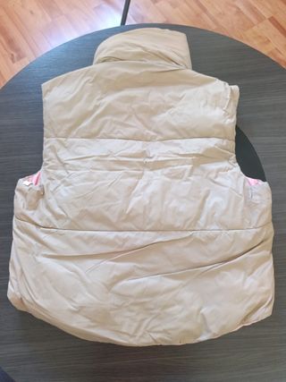 Chaleco acolchado beige y rosa para chica