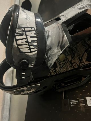 Tabla Snow Burton 154 + Fijaciones Burton Malavita