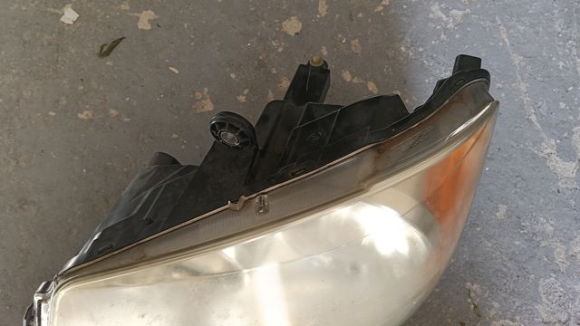 Faro Delantero Izquierdo Chrysler Grand Voyager