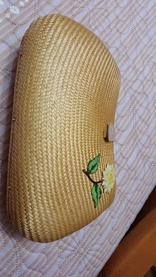 Bolso de fiesta tejido dorado