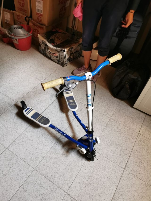 Patinete infantil azul