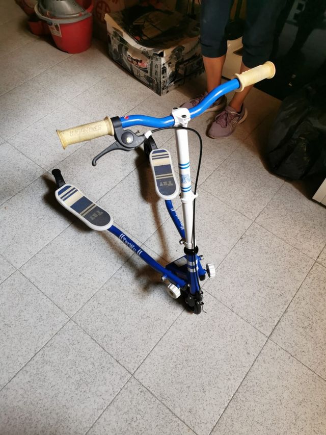 Patinete infantil azul