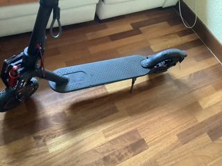 Patinete Eléctrico Xiaomi con Cargador