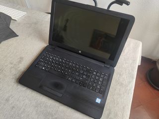 Portátil Ordenador HP 15-ay078ns - básico piezas