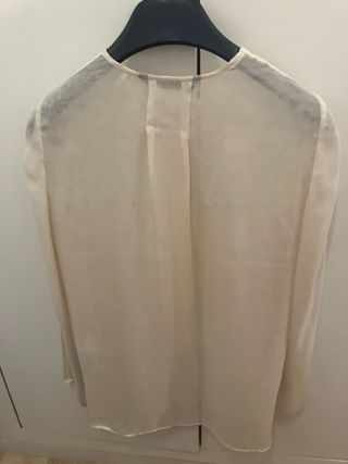 Camisa Zara Seda Morera Beige Tachuelas
