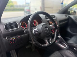Volkswagen Golf  GTI 210CV 2011