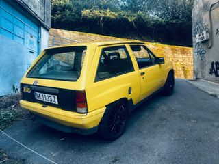 Opel corsa gsi 1989