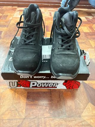 Zapatos de seguridad U-Power negros nuevos