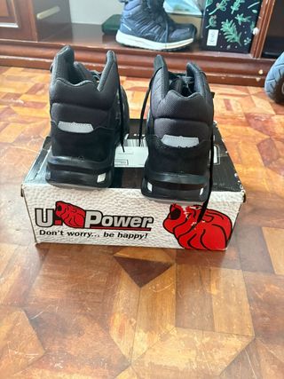 Zapatos de seguridad U-Power negros nuevos