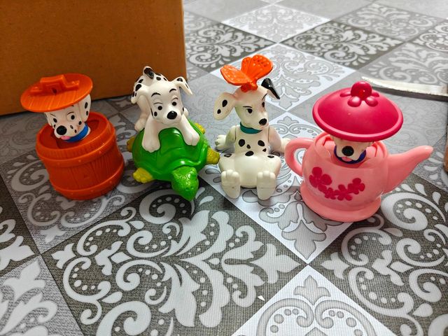 Lote 4 figuras 101 Dálmatas