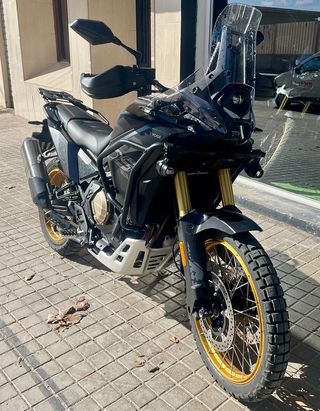 VOGE DS 800 RALLY PROMO MATRI REGALO Y SEGURO 1 AÑ