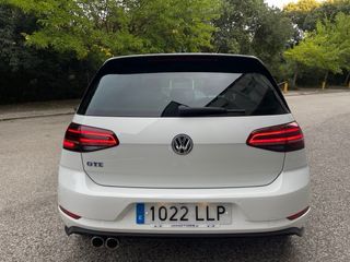 Volkswagen Golf GTE 2020