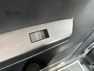 Toyota Rav4 2.5l hybrid 2WD Advance
