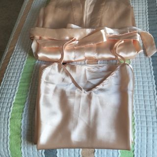 Conjunto bata y camisón rosa