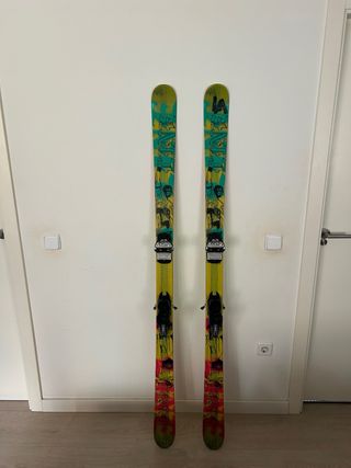 Esquís Freestyle Line Invader