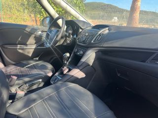 Opel Zafira Tourer 2015