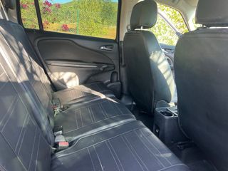 Opel Zafira Tourer 2015