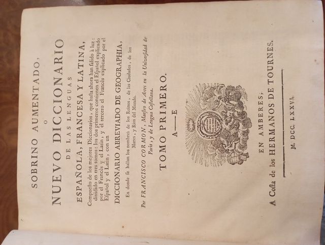 Diccionario sobrino aumentado año 1776