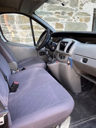 Opel Vivaro 2004