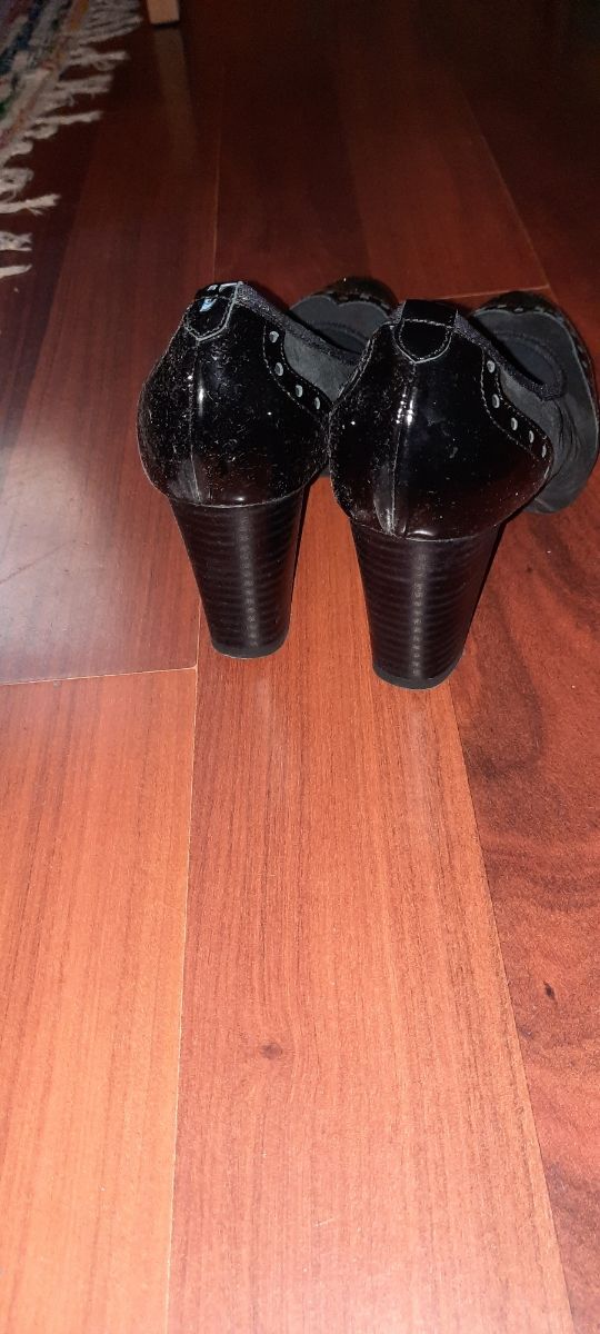 Scarpe Soffio Segno Nere con Tacco