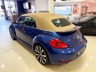 Volkswagen Beetle Cabrio 2.0 TSI 210cv R-Line