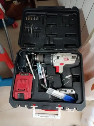 Taladro/Destornillador WORDGRIP 20V